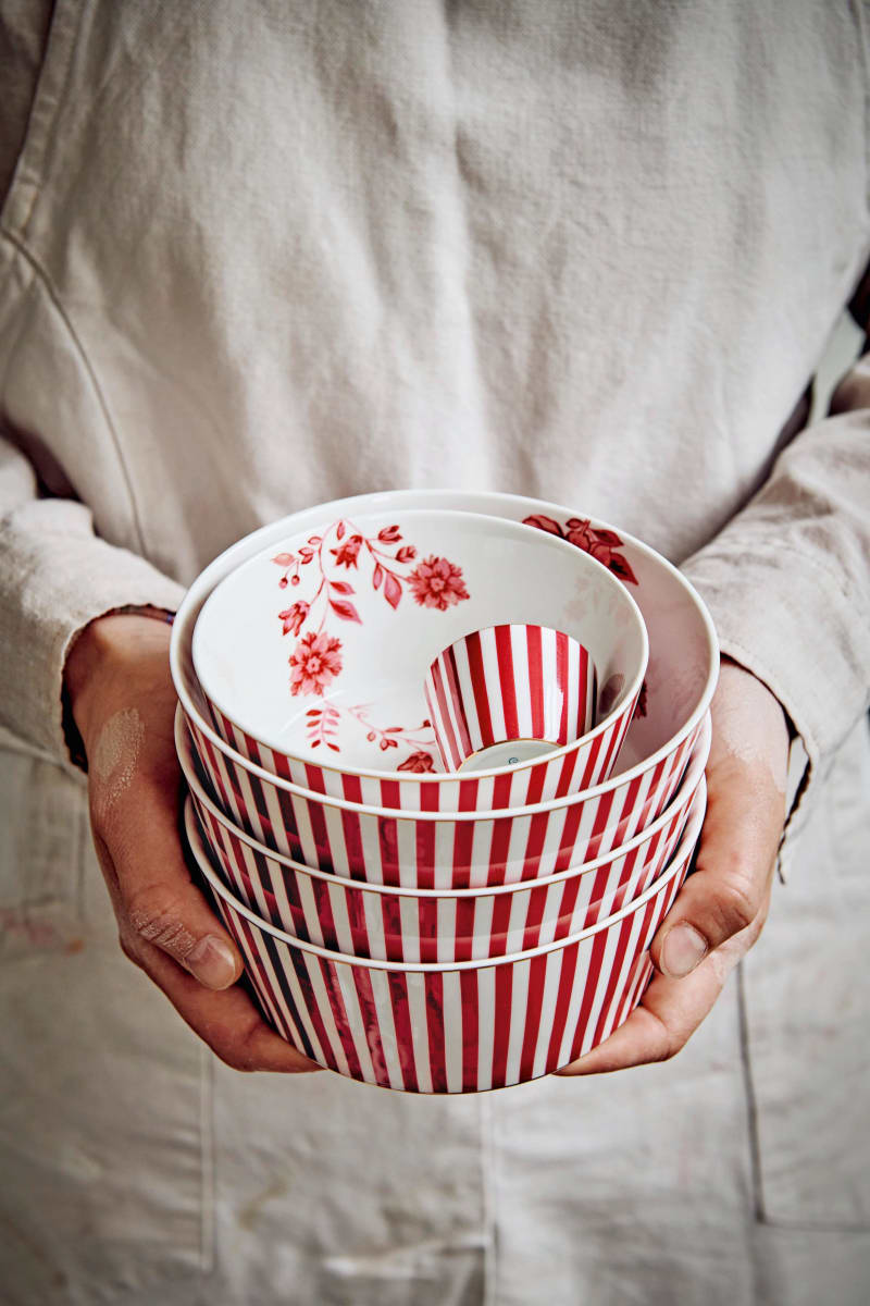 Produktbillede af Bowl Royal Stripes Dark Pink 15cm på tilbud i høj kvalitet