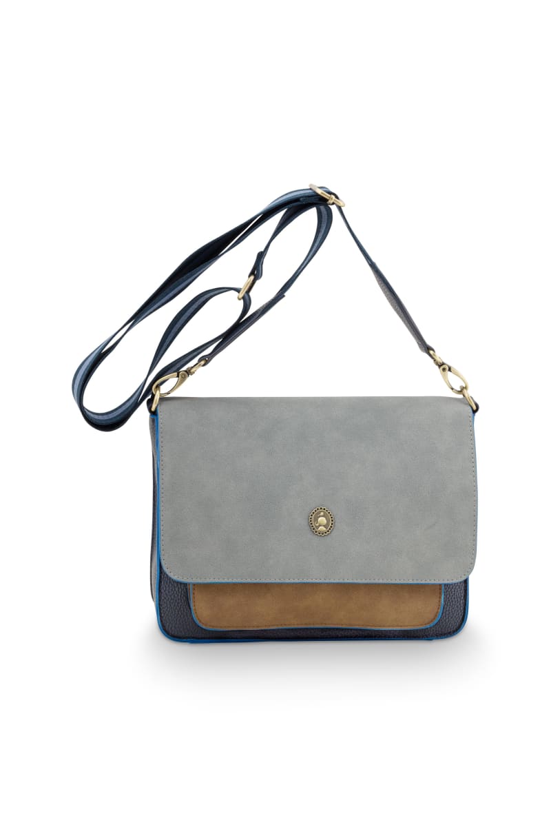 Produktbillede af Fenna Cross Body Flap Medium Blue 25x7x20cm på tilbud i høj kvalitet