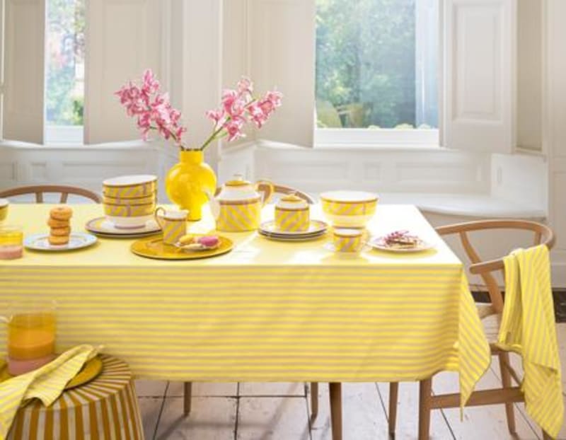 Produktbillede af Table Cloth Stripes Yellow 160x250cm på tilbud i høj kvalitet