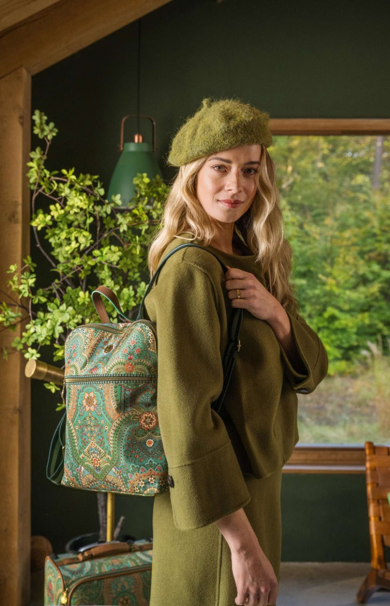 Produktbillede af Finlee Backpack Jabali Green 28x11x36cm på tilbud i høj kvalitet