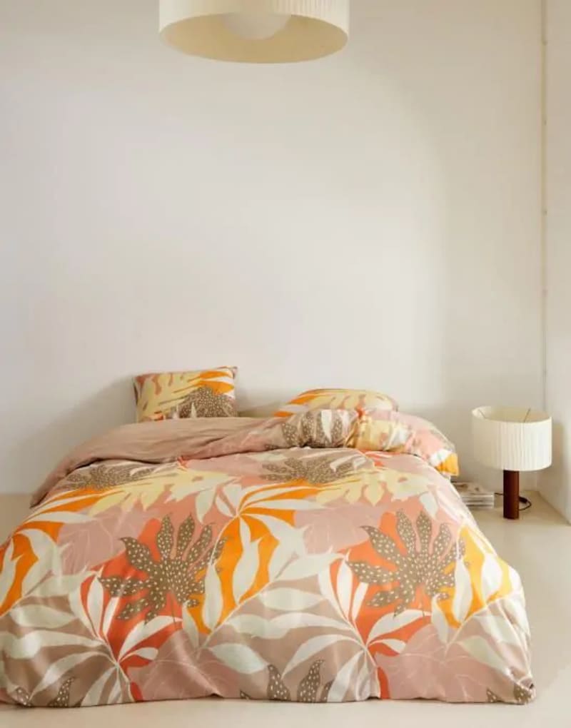 Produktbillede af Essenza Leslie Duvet cover Multi 140x220 på tilbud i høj kvalitet