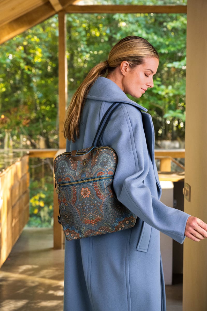 Produktbillede af Finlee Backpack Jabali Blue 28x11x36cm på tilbud i høj kvalitet