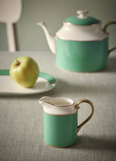 Se tilbud på Jug Small Pip Chique Gold-Green 260ml! Billigt udsalg på Pip Studio. Hurtig levering, 1-2 hverdage. Varenummer: CADEC-51.007.047. Spar op til 61%.