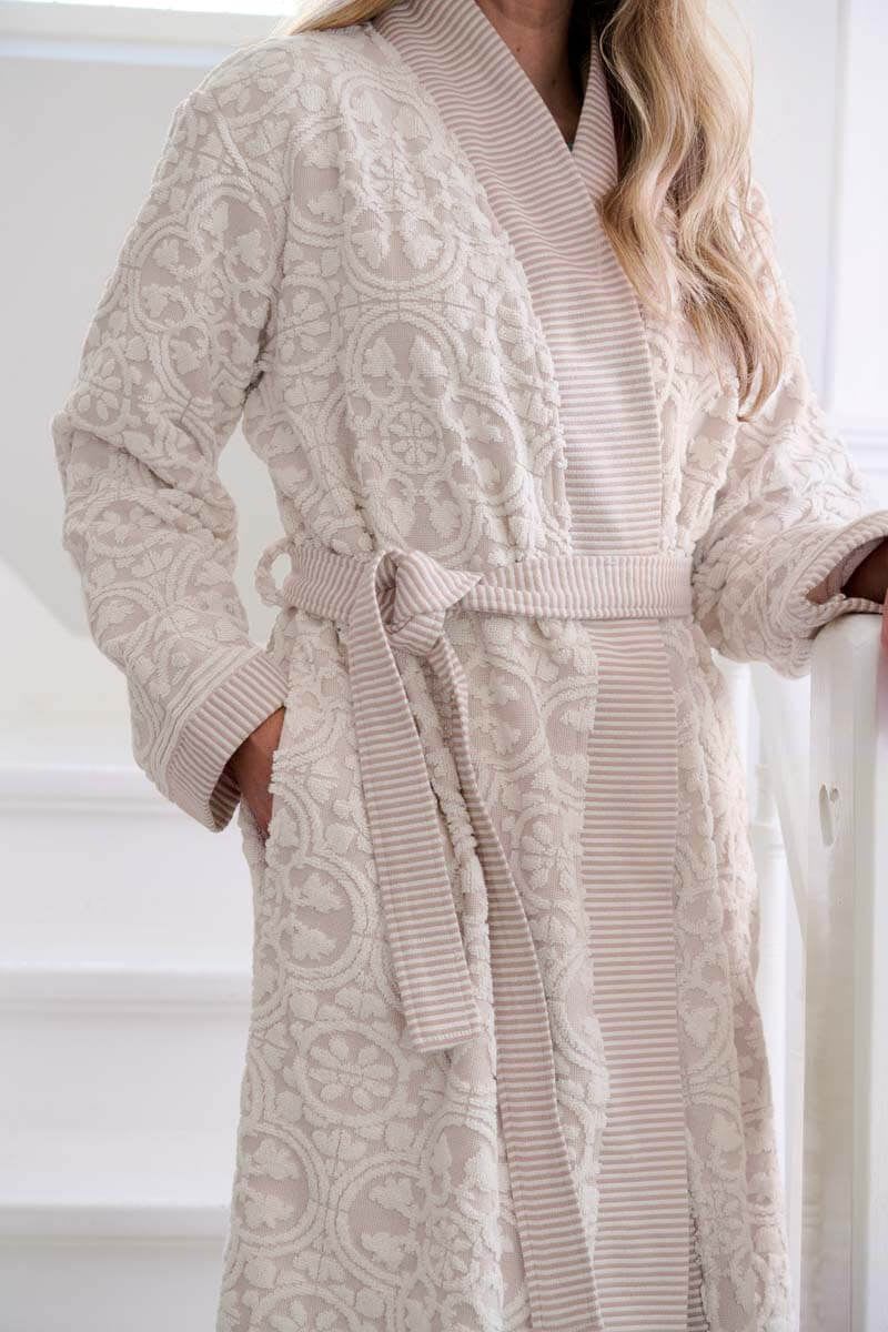 Produktbillede af PIP Tile de Pip Bathrobe Khaki XXL på tilbud i høj kvalitet