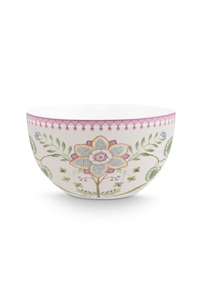 Se billigt tilbud på Bowl Lily&Lotus Off White 18cm! Udsalg på Pip Studio. Hurtig levering, billig fragt. Varenummer: CADEC-51.003.311. Spar op til 57%.