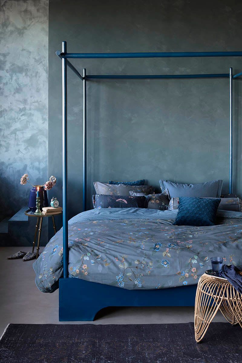 Produktbillede af Pip studio Kawai Flower Blue 140x200 på tilbud i høj kvalitet