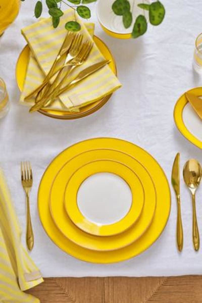 Se tilbud på Plate Pip Chique Gold-Yellow 17cm! Billigt udsalg på Pip Studio. Køb online nu! Hurtig levering, billig fragt. Varenummer: CADEC-51.001.418. Spar op til 51%.