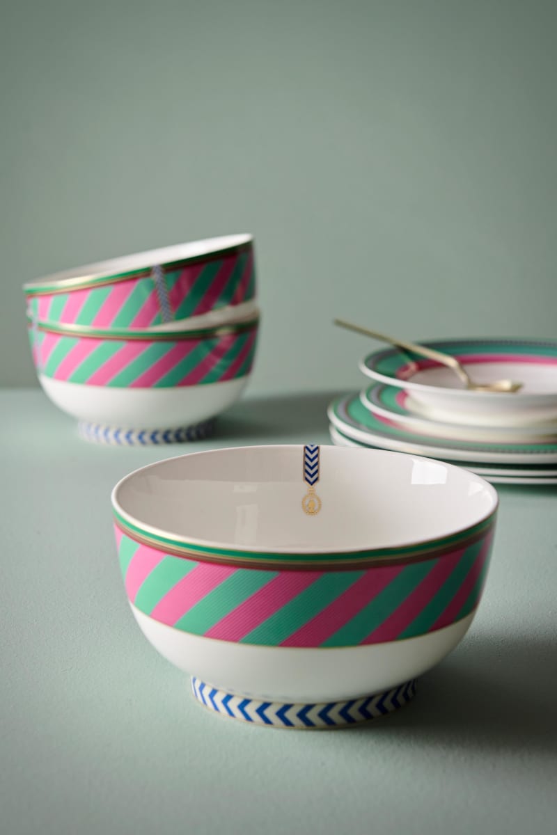 Produktbillede af Bowl Chique Stripes Pink-Green 20.5cm på tilbud i høj kvalitet