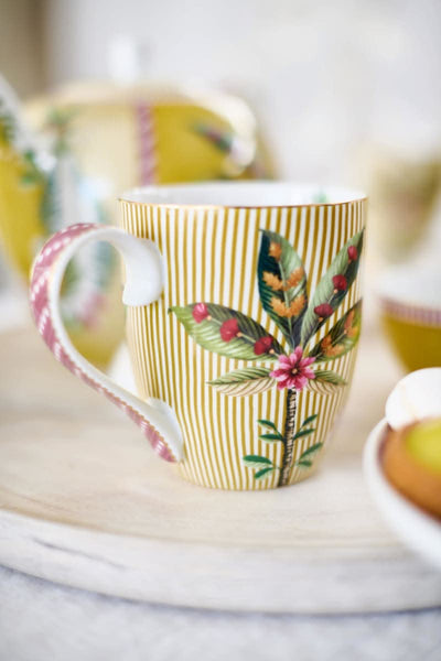 Se tilbud på Mug XL La Majorelle Yellow 450ml! Billigt udsalg på Pip Studio. Køb online nu! Hurtig levering (1-2 hverdage) & billig fragt. Varenummer: CADEC-51.002.377. Spar op til 64% på Bolig > Køkken > Porcelæn.