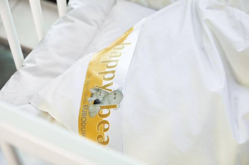 Produktbillede af Eurodun Happy Bear økologiske Juniordyne på tilbud i høj kvalitet