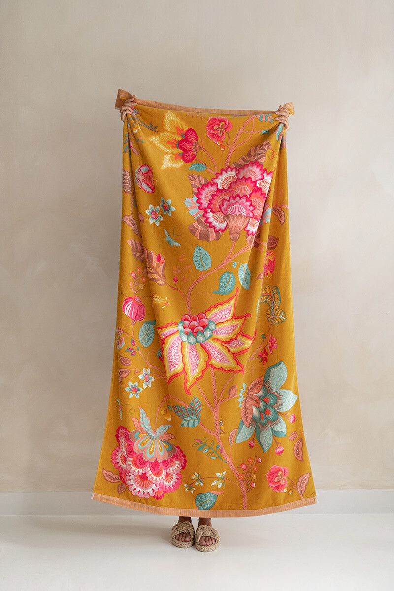 Produktbillede af Pip Studio Flowers beachtowel Yellow på tilbud i høj kvalitet