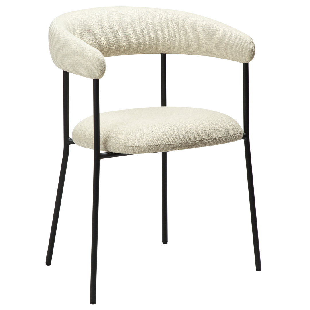 DAN-FORM Plenti lænestol benhvid bouclé stof og sort stål