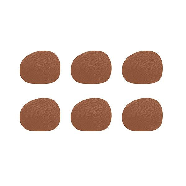 Produktbillede af Aida RAW coaster / glasbrikker recycled læder cinnamon brown 6 pak i premium kvalitet