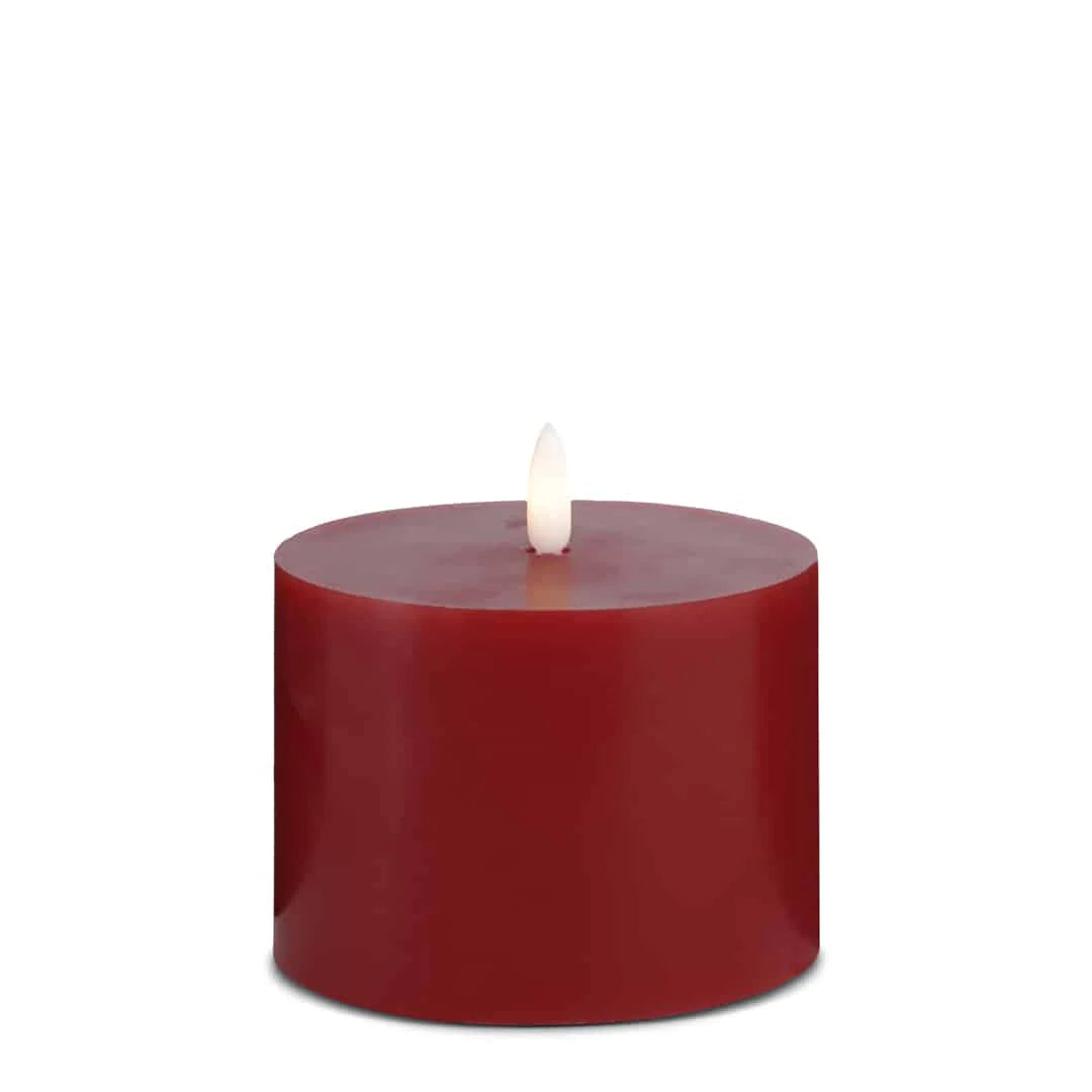 LED Stearinlys 1 stk. ø10 x 10 cm m/3D flamme (flere farver) Rød