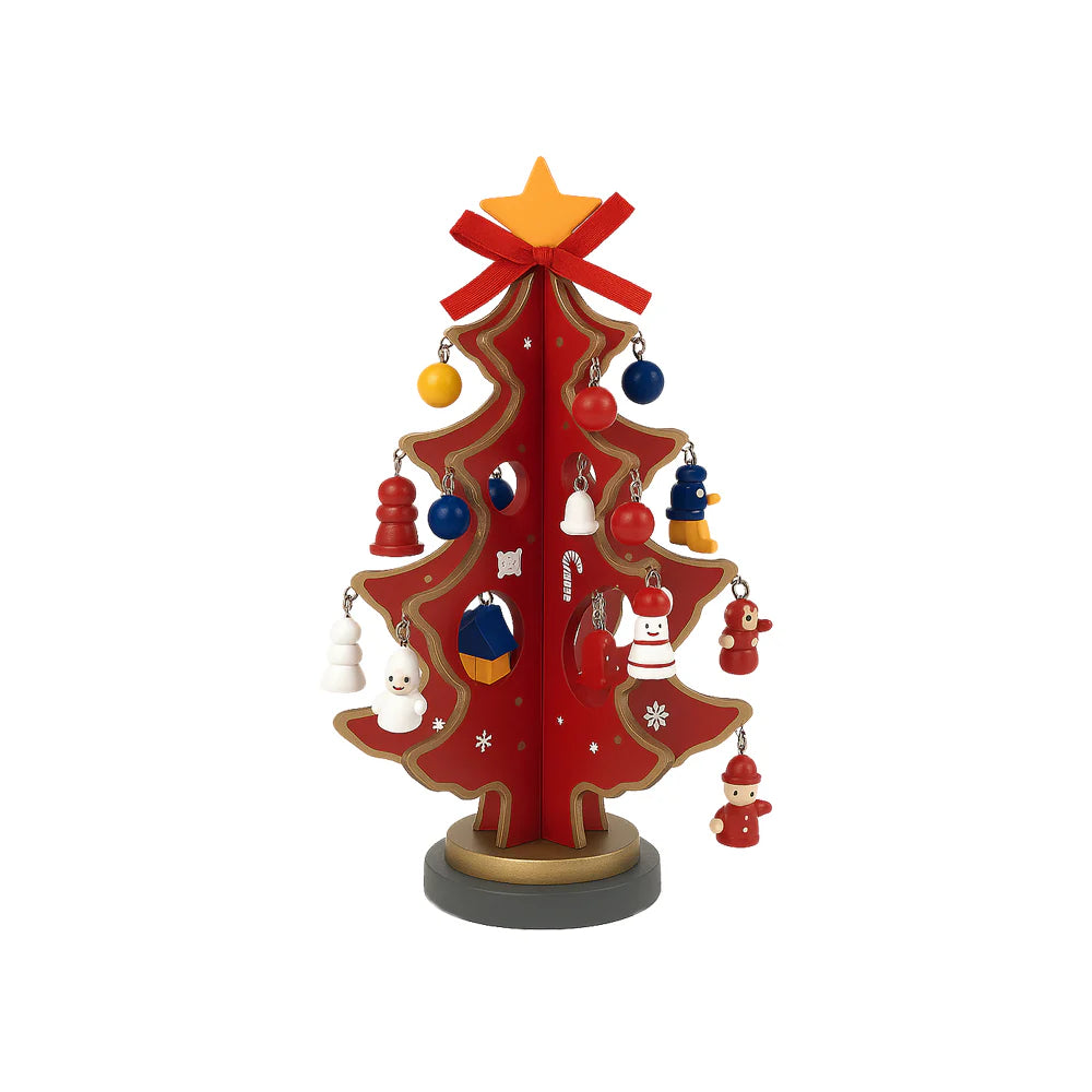 Juletræer m/sløjfe i træ hver med 20 håndmalede figurer rød eller grøn (Højde 20,5 cm.) Rød