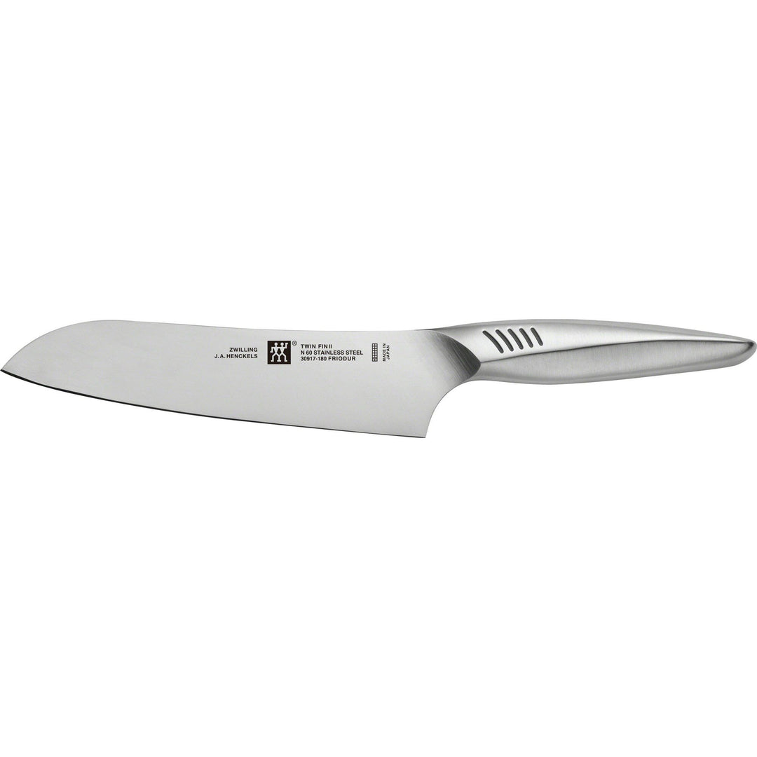 Zwilling Zwilling Twin Fin II Santoku 18cm – billede i brug (Santokuknive)