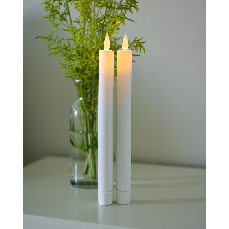 Produktbillede af Sirius Sara Genopladelig Kronelys Ø2x25 cm 2 stk. sæt Hvid i premium kvalitet