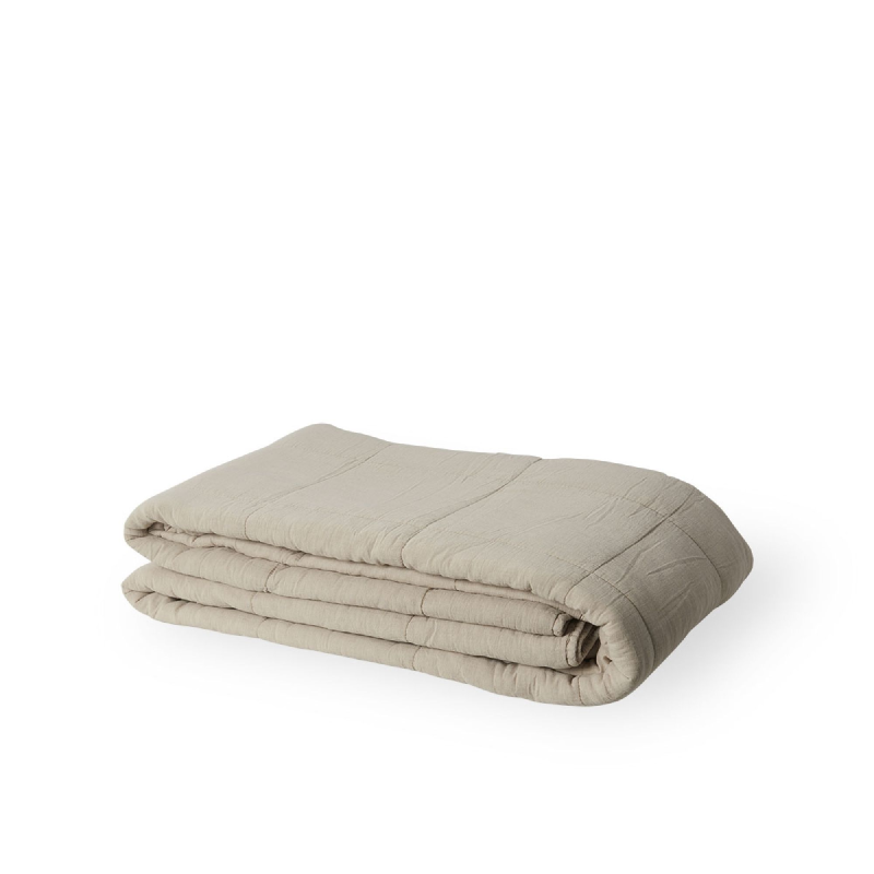 Produktbillede af Sengetæppe i latte 200X230 cm på tilbud i høj kvalitet