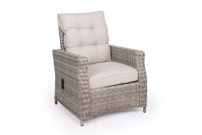 Siesta Lys Grå Loungestol m/trinløs ryg ❤ Stort online udvalg i Gozomo.dk ❤ Billig fragt og hurtig levering 2 - 5 hverdage ❤ Varenummer: HML-DK2598 / Ean: '5709386501075 på lager - Udsalg på SIESTA SERIEN > Siesta Lys Grå Spar op til 51% - Over 857 kendte brands på udsalg