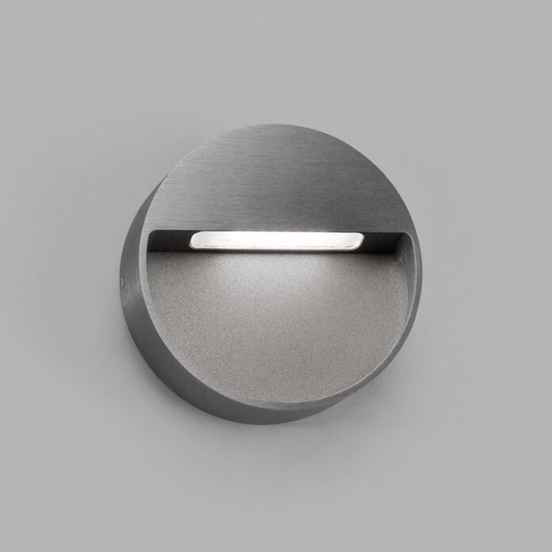 Produktbillede af Serious 2 Væglampe Titanium LIGHT-POINT i premium kvalitet