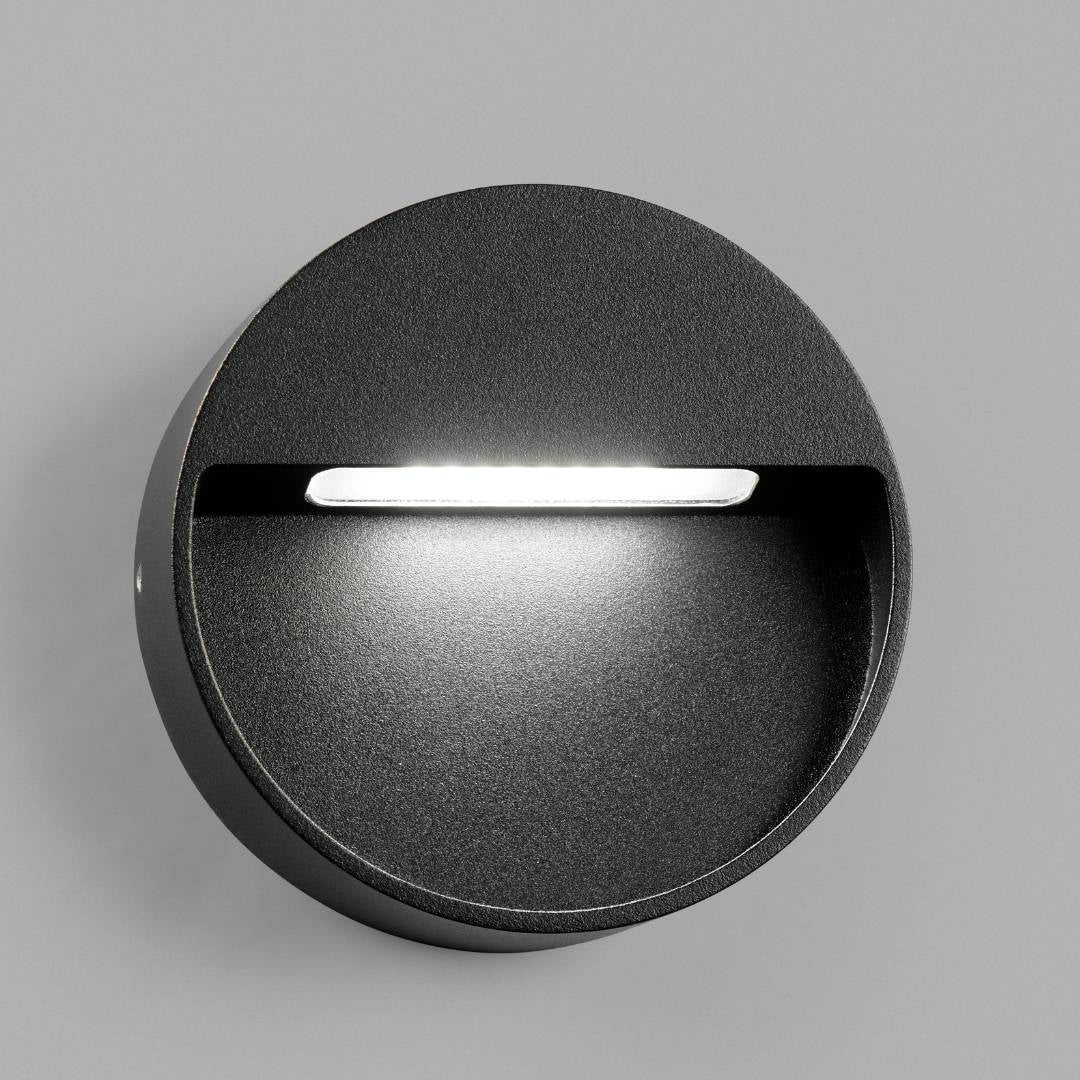 Serious 3 Væglampe Sort LIGHT-POINT