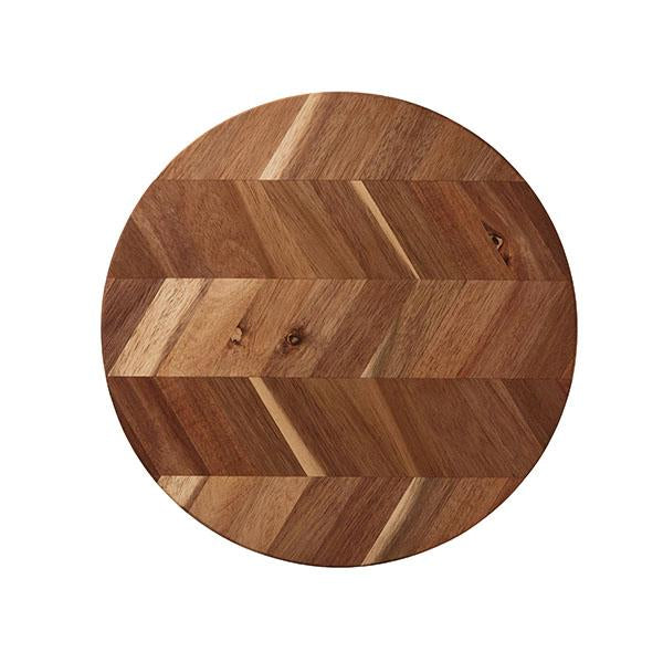 Produktbillede af Aida Skærebræt med sildebensmønster acacie træ 1 stk Ø28 cm i premium kvalitet