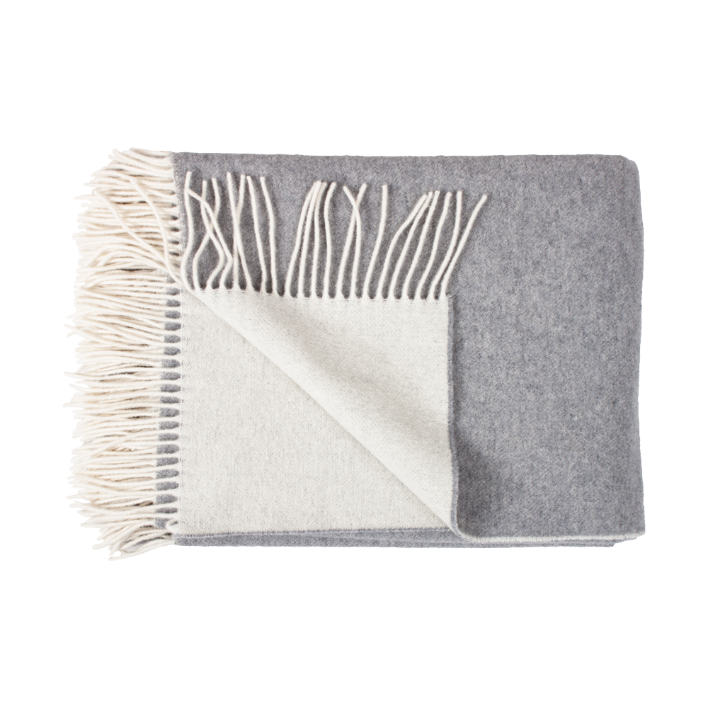 Produktbillede af SMILLA Lys grå uldplaid på tilbud i høj kvalitet