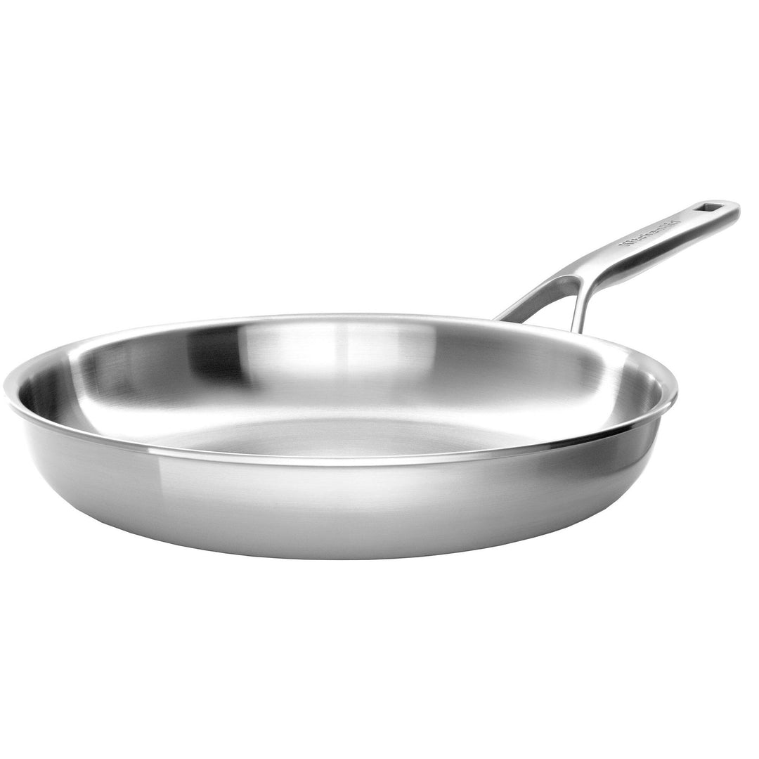 Kitchenaid Kitchenaid Cookware Collection Stegepande sølv 28 cm – billede i brug (Stegepander)