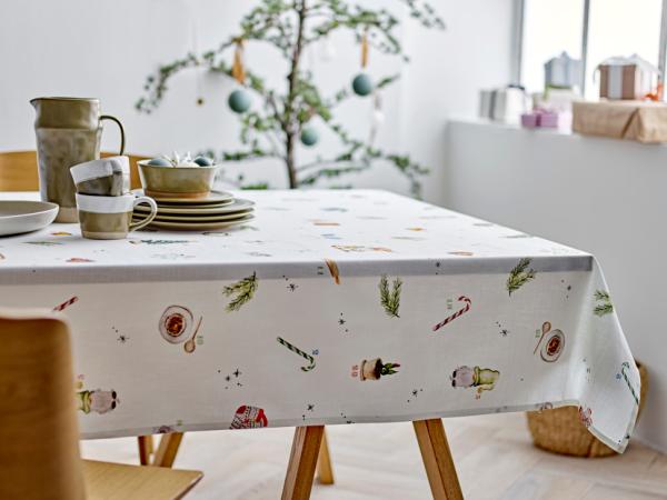 Produktbillede af Södahl Juledug 140x350 Christmas Days Red i premium kvalitet