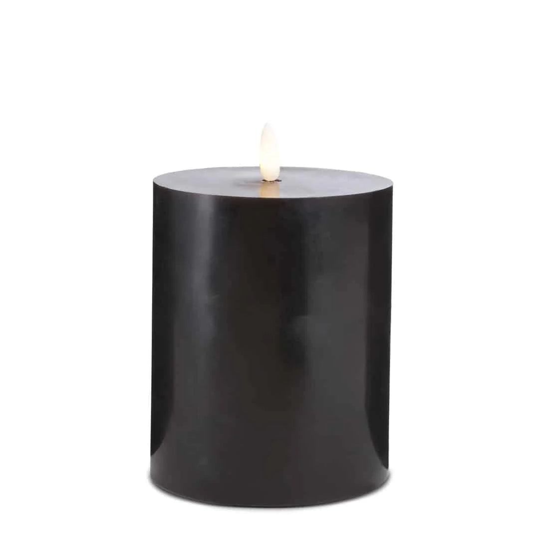 LED Stearinlys 1 stk. ø10 x 15 cm m/3D flamme (flere farver) Sort