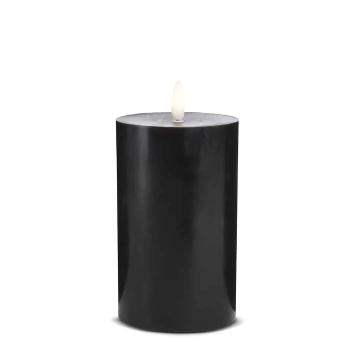 LED Stearinlys 1 stk. ø7,5 x 15 cm m/3D flamme (flere farver) Sort
