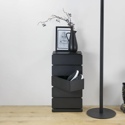 tilbud på Carson kommode med 5 skuffer i sort metal! Billigt udsalg online. Hurtig levering (1-2 hverdage) og billig fragt. Varenummer: 3NDC-5024. Spar op til 66% på udsalg.