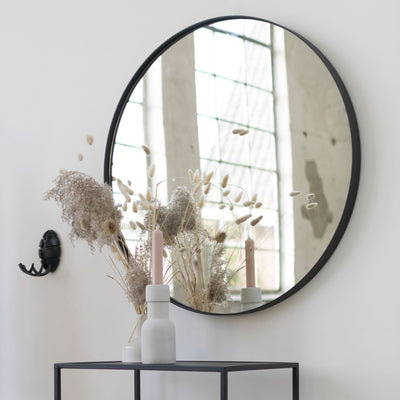 billigt spejl i sort metal på udsalg! Diameter 90 cm. Hurtig levering, tilbud og billig fragt. Spar op til 65% på spejle.