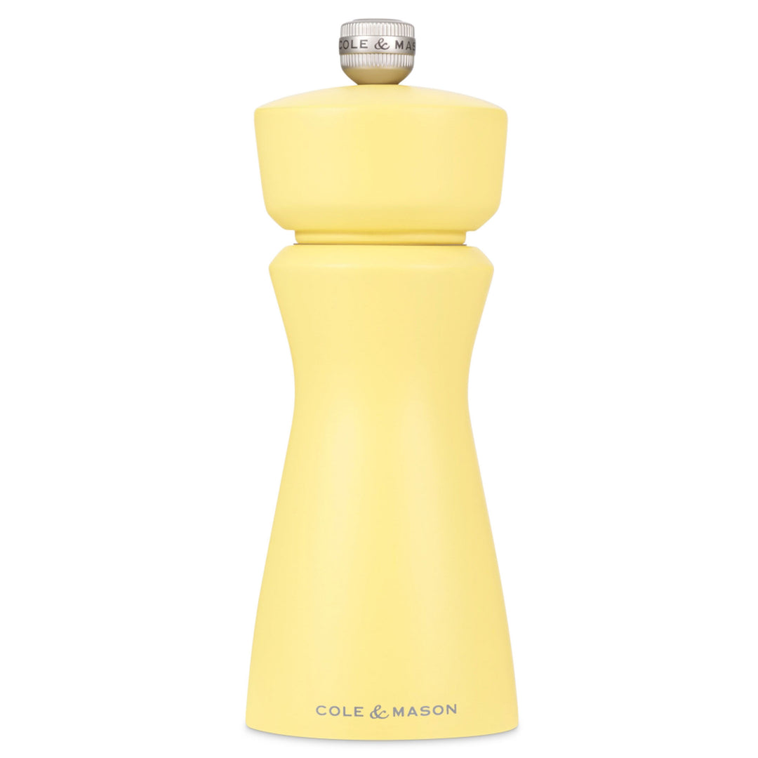Cole & mason Cole & mason Kenton salt/peberkværn, turmeric – billede i brug (Salt/peberkværn)