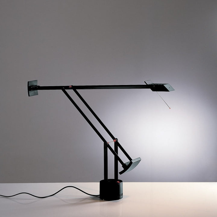 Tizio 35 Bordlampe Sort Artemide