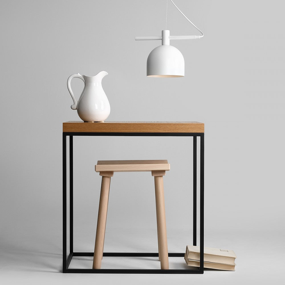 Produktbillede af Tudor Loftlampe i hvid metal på tilbud i høj kvalitet
