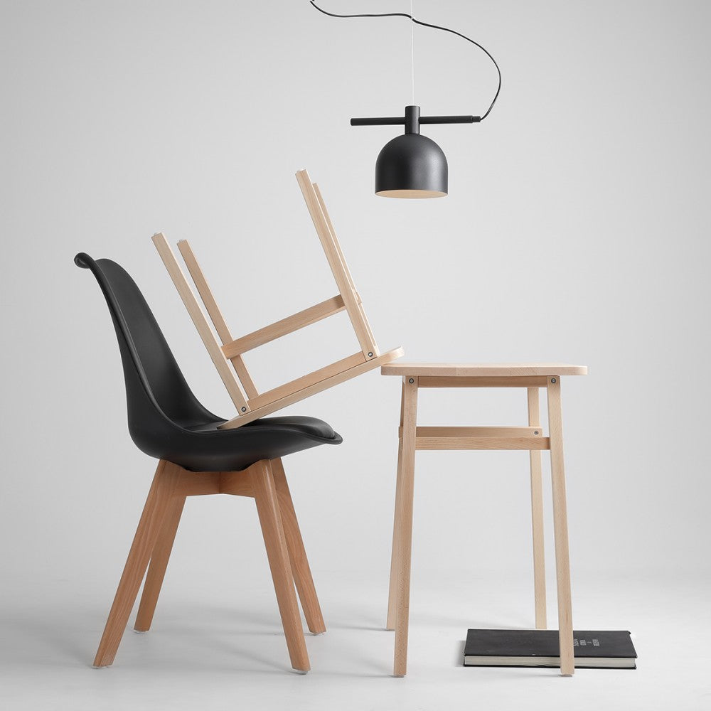 Produktbillede af Tudor Loftlampe i sort metal på tilbud i høj kvalitet