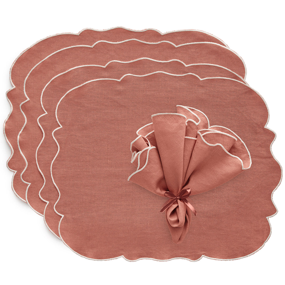 Decotique Decotique Gia tekstilsæt 4 dækkeservietter + 4 servietter, rosa/hvid ❤ billede i brug (Bordskåner)