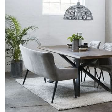 billigt tilbud på Tackley bænk med ryglæn i grå velour! Spar op til 56% på udsalg. Hurtig levering, 1-2 hverdage. Køb online nu!