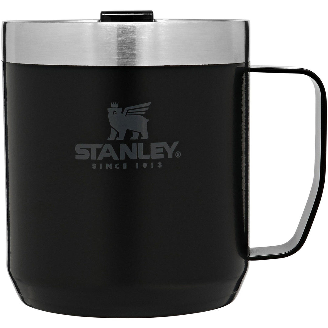 Stanley Stanley The Legendary Camp Mug 0,35 liter, matte black – close-up (Krus)