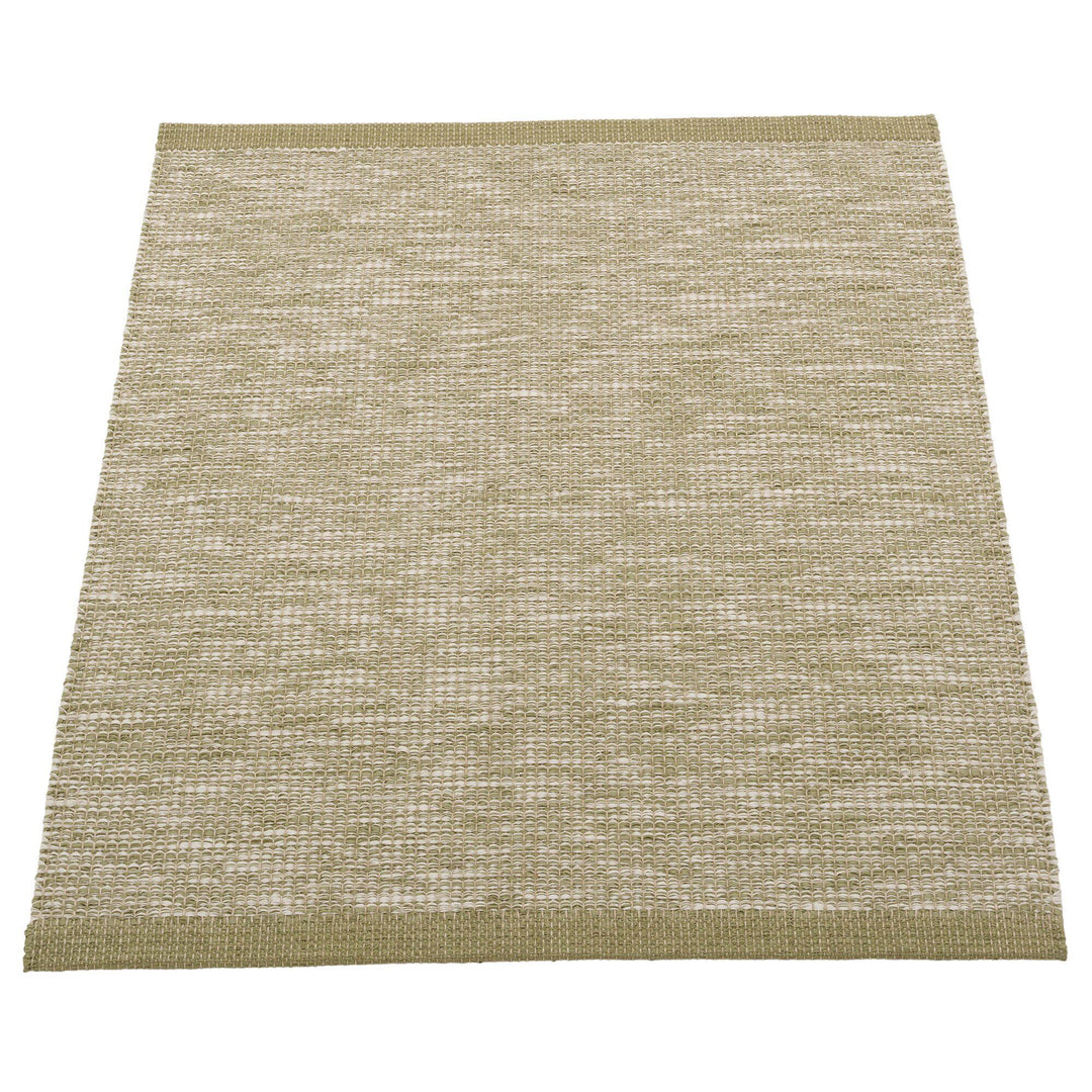 Pappelina Pappelina Sam gulvtæppe 90x70 cm, pine/linen – close-up (Tæpper)