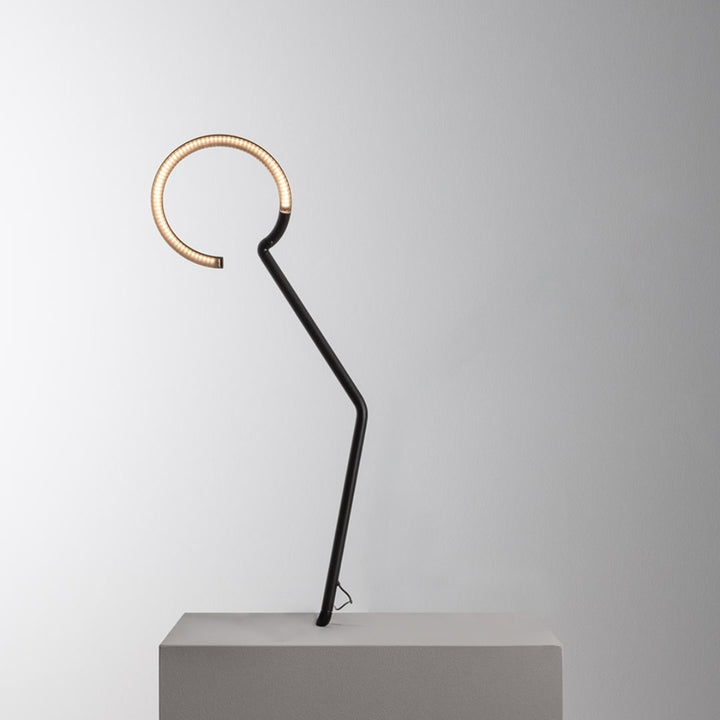 Vine Light Bordlampe Sort u/ base Artemide