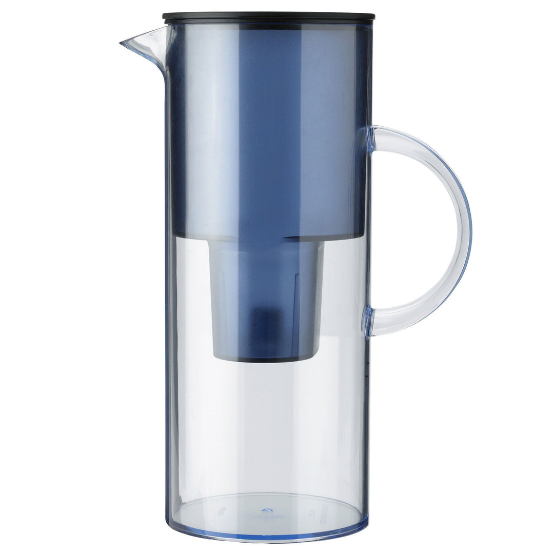 Stelton Stelton EM77 Kande med vandfilter 2 liter, blå ❤ billede i brug (Vandfilterkande)