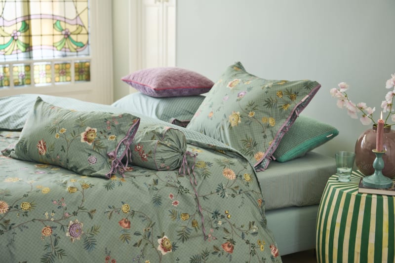 Produktbillede af PIP Studio La Dolce Vita Green 140x220 på tilbud i høj kvalitet