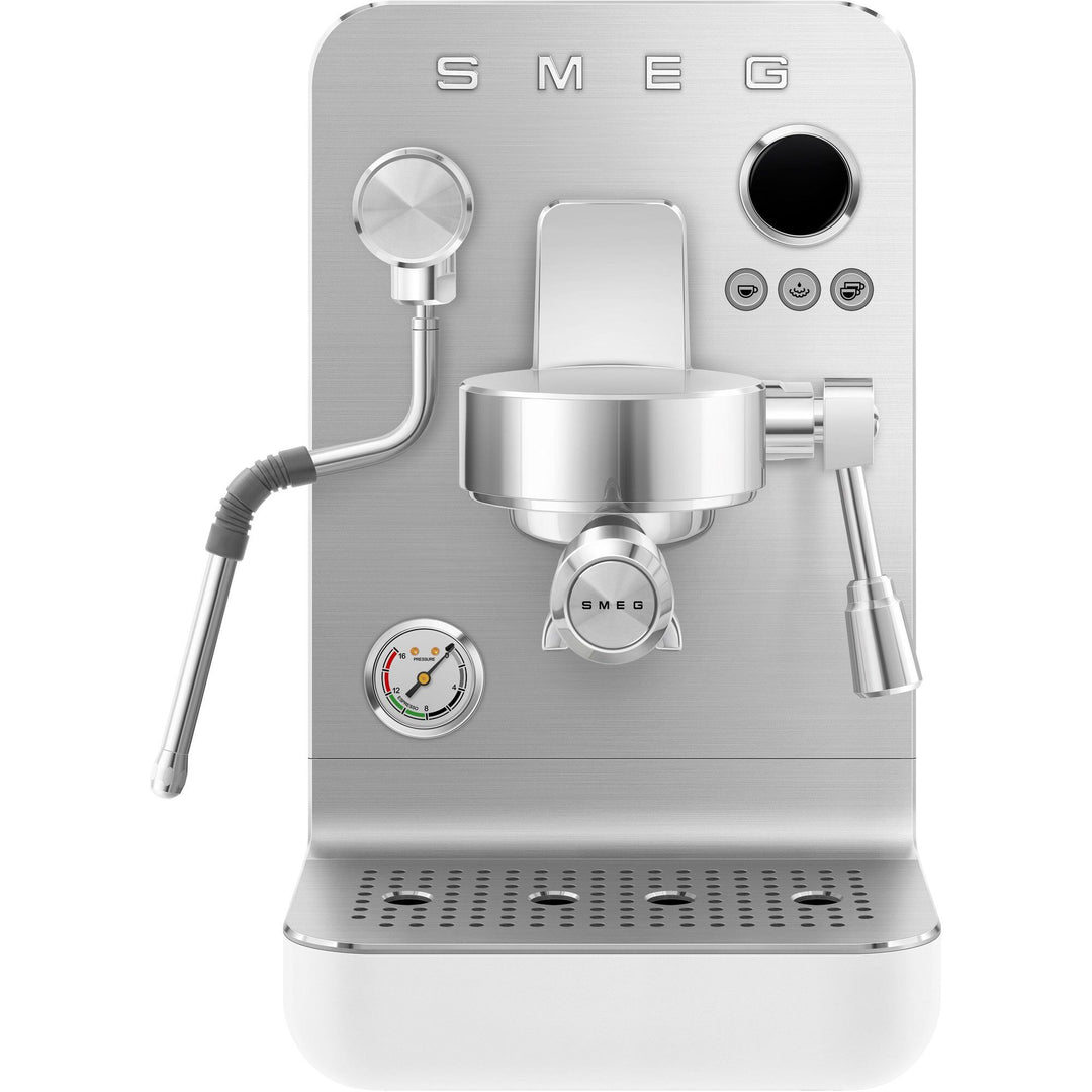 Smeg Smeg Espressomaskine, hvid – billede i brug (Espressomaskiner)
