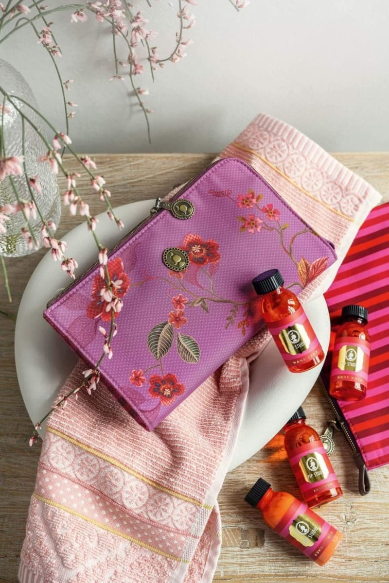 Produktbillede af Cosmetic Zipper Pouch Kawai Flower Fuchsia 21x12.5cm på tilbud i høj kvalitet