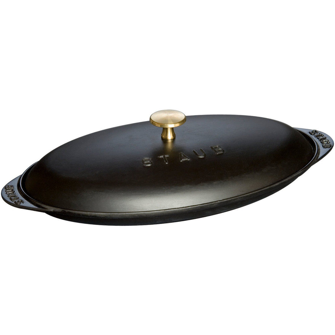 Staub Staub La Cocotte Ovnfast Fad til fisk – close-up (Ovnfast form)