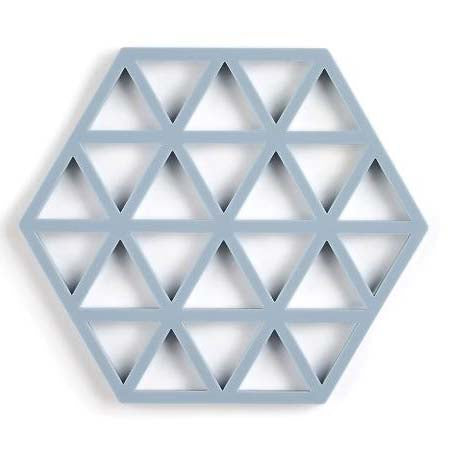 Produktbillede af ZONE Denmark Zone Triangles Bordskåner 16 x 14 x 0,9 cm Sky i premium kvalitet