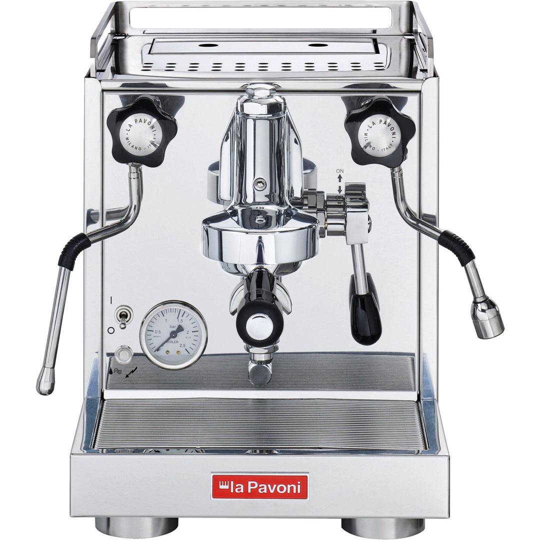 La pavoni La pavoni Cellini Classic Espressomaskine poleret stål – close-up (Espressomaskiner)