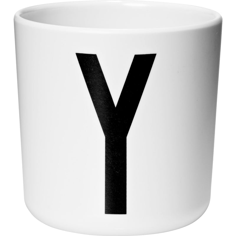 Design Letters Personlig Melaminkop, Y - Kitchen One - Køb online på udsalg og tilbud lige nu - Hurtig levering til billige priser via Go with Gozomo